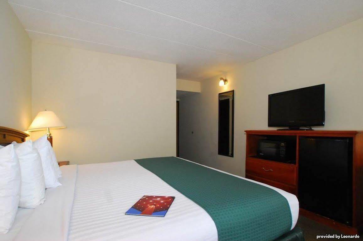 Best Western Plus Lower South End Charlotte Rom bilde